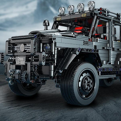 【1:8】3224pcs Dark Warrior Big G Assembly Off-road Vehicle - Brabus Model  Toy